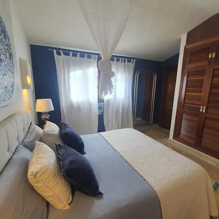 Frida Faro Park דירה